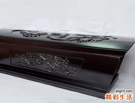梦见抬棺材