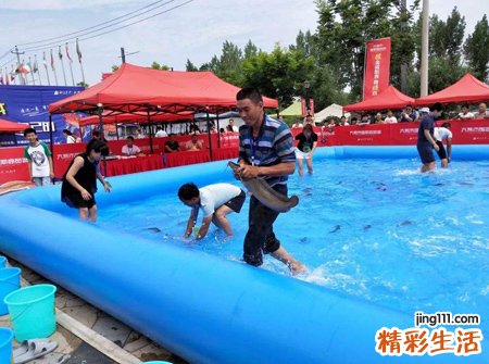 梦见捉鱼
