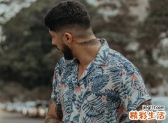 1981年鸡女几次婚姻，81年属鸡女和什么属相最配