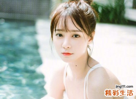 脖子正中间有痣的女人好不好