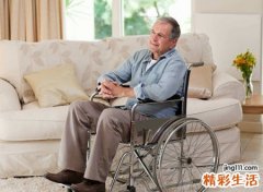 眉毛乱的男人面相
