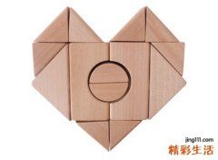 1981年属鸡到底是金命还是木命，81年石榴木女命的贵人是谁