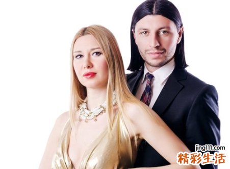 男猴女猪婚姻是否相配，属猴男和属猪女谁克谁