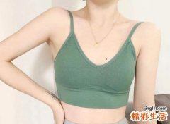 乳房上长痣代表什么