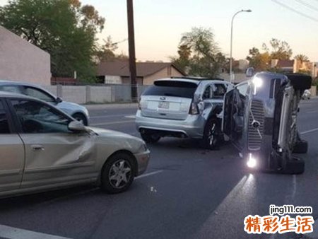 梦见车祸现场别人死了好不好，做梦梦到不认识的人出车祸