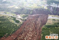 梦见山崩地裂是什么意思，做梦梦到自己看见山体滑坡