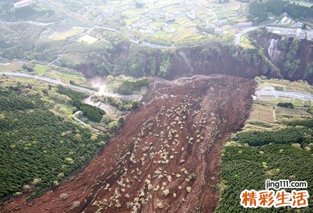 梦见山崩地裂是什么意思，做梦梦到自己看见山体滑坡