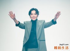 女人双手断掌大富大贵