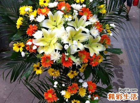 梦见好朋友去世是什么意思，做梦梦到闺蜜突然去世了