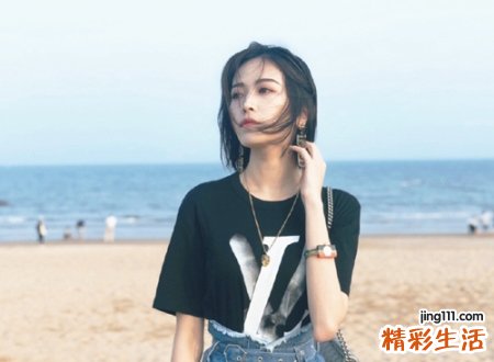 小指向内弯曲的手相