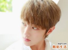 上嘴唇有痣的男人代表什么