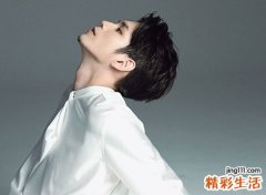 下巴底下藏着一颗痣好吗