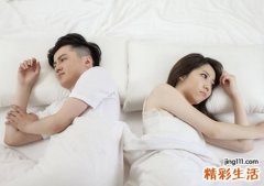 梦见和女人睡觉是什么意思，做梦梦到与陌生女人睡在一起