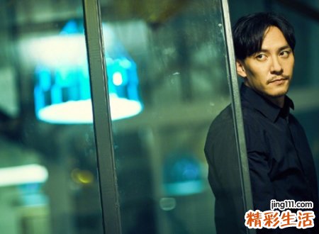 忧伤伤感的男生微信名字，放弃一个人的伤心绝望网名