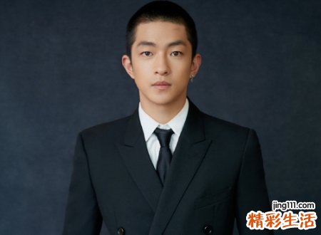 痛苦伤心的微信男生昵称，心被伤透了的微信网名