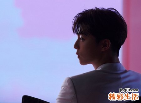 孤单悲伤泪如泉涌的微信伤感名字，伤心绝望的微信男生网名
