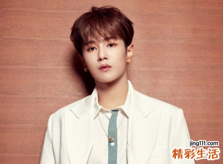上嘴唇厚的男人面相