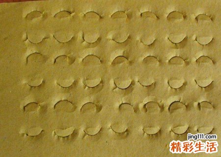梦见冥币是什么意思，做梦梦到别人给我钱是冥币