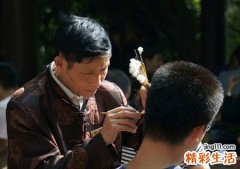 梦见耳屎是什么意思，女人梦到掏出大块耳屎
