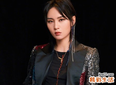 伤感文艺的女生伤心名字，落泪结成冰的心酸网名