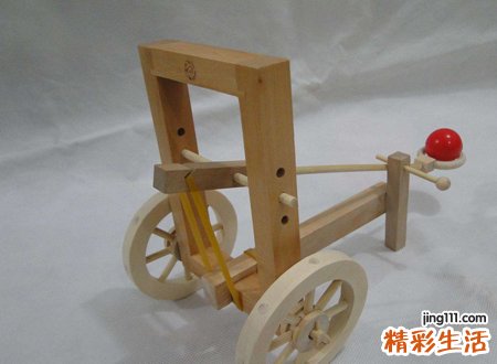 平地木命五行缺什么