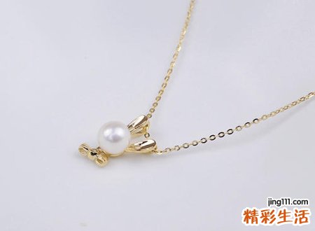 属狗带什么吉祥物招财，生肖属狗戴什么首饰运气好