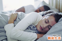 巨蟹女如何看待自己的第一次