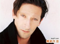 男人没有眉毛命运差吗