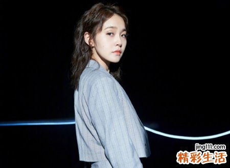 抖音女生憔悴落魄的经典网名，心碎想哭的伤感个性名字