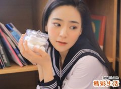 嘴角下有痣面相