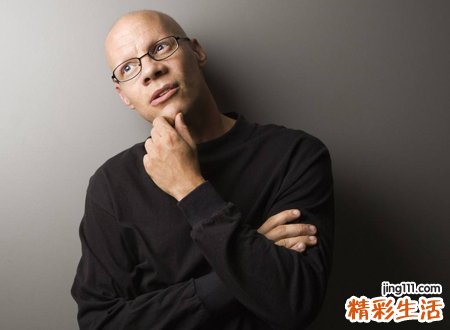 左手断掌的男人人生出彩吗