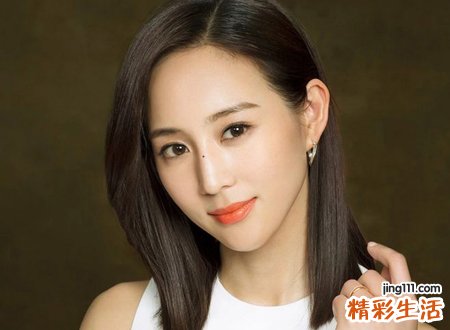 女人鼻梁上有痣旺夫吗