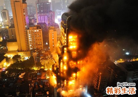 梦见火灾被扑灭有什么预兆，做梦梦到自己家发生了火灾