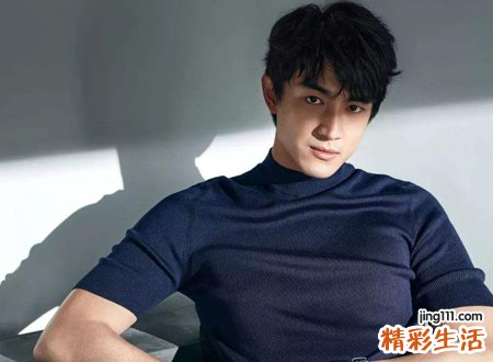 男人有福气的眉毛上翘吗