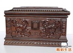 梦到骨灰盒是什么预兆，梦见看到别人的骨灰盒