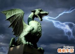 梦见电闪雷鸣倾盆大雨好不好，梦到雷电劈在自己眼前