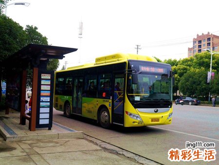 梦见坐公交车是什么意思，梦到自己坐公共汽车