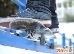 又撩又霸气的吃鸡名字，2021最潮男生吃鸡网名