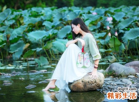 属狗的女人感情弱点有哪些