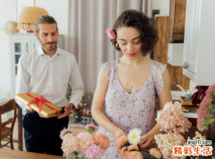 天秤男亲热时的表现 天秤男主动亲你表示什么