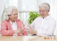 属羊男和属狗女相配吗，男羊女狗在一起好不好