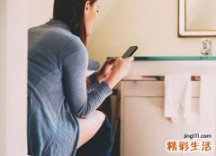 梦见女人尿尿是什么意思，做梦梦到女人蹲着小便