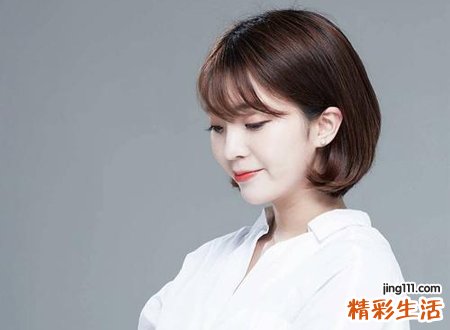 眼角向下的女人面相