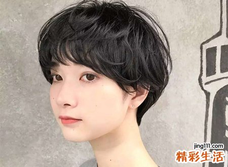 女人额头窄面相好不好