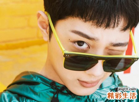 男人右眼角有痣代表什么