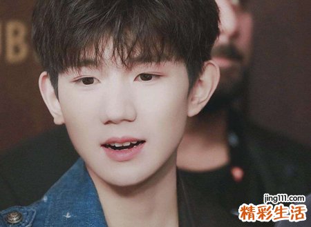 门牙有缝的男人命运