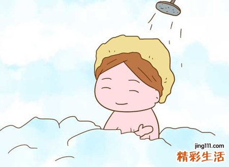 梦见洗澡有什么预兆，做梦梦到很多人一起洗澡
