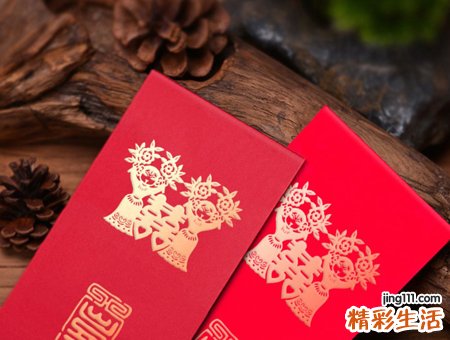 梦见红包，梦到死去的长辈给我红包