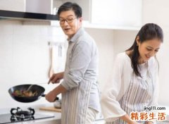 属虎和属狗的合不合，男虎女狗差八岁相合吗