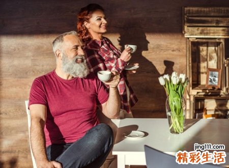 属虎男和属兔女相配吗，生肖虎男兔女在一起财运好吗